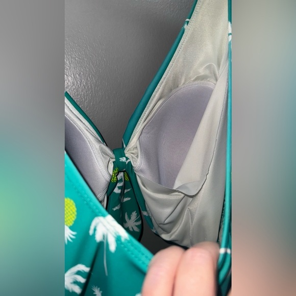 Eloquii One Piece Front Cut Out One Piece. Size 26w. Lined. - Picture 5 of 7